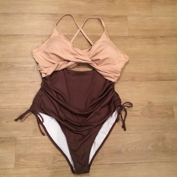 Women's Ribbed V Neck Criss Cross Monokini One Piece Bathing Suit - Picture 4 of 6